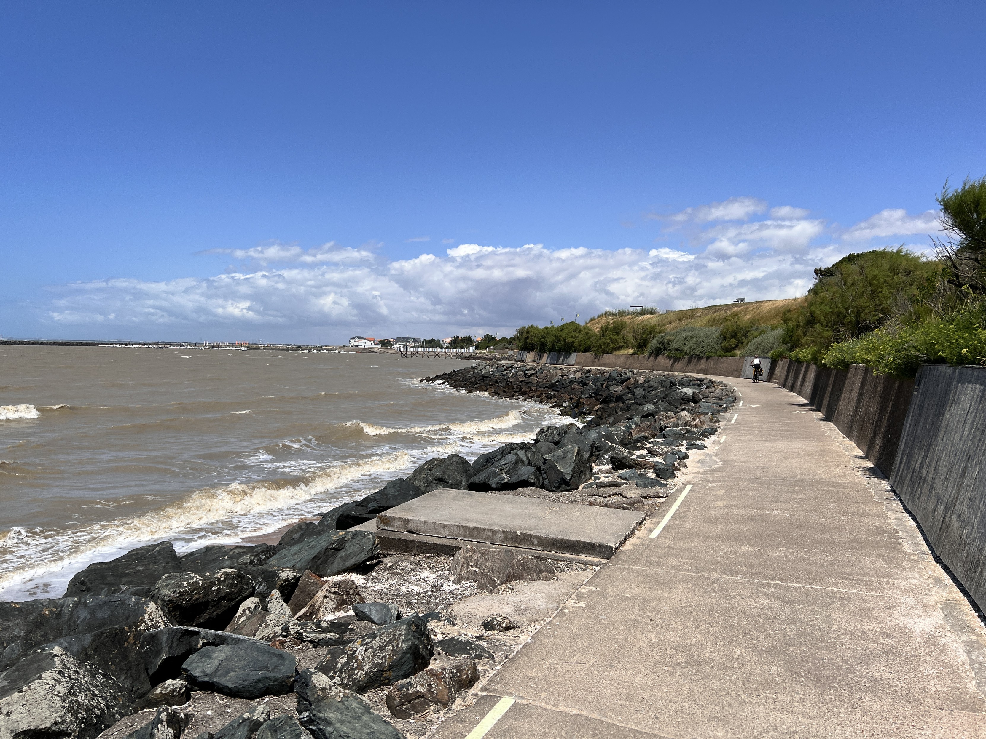 En longeant la mer